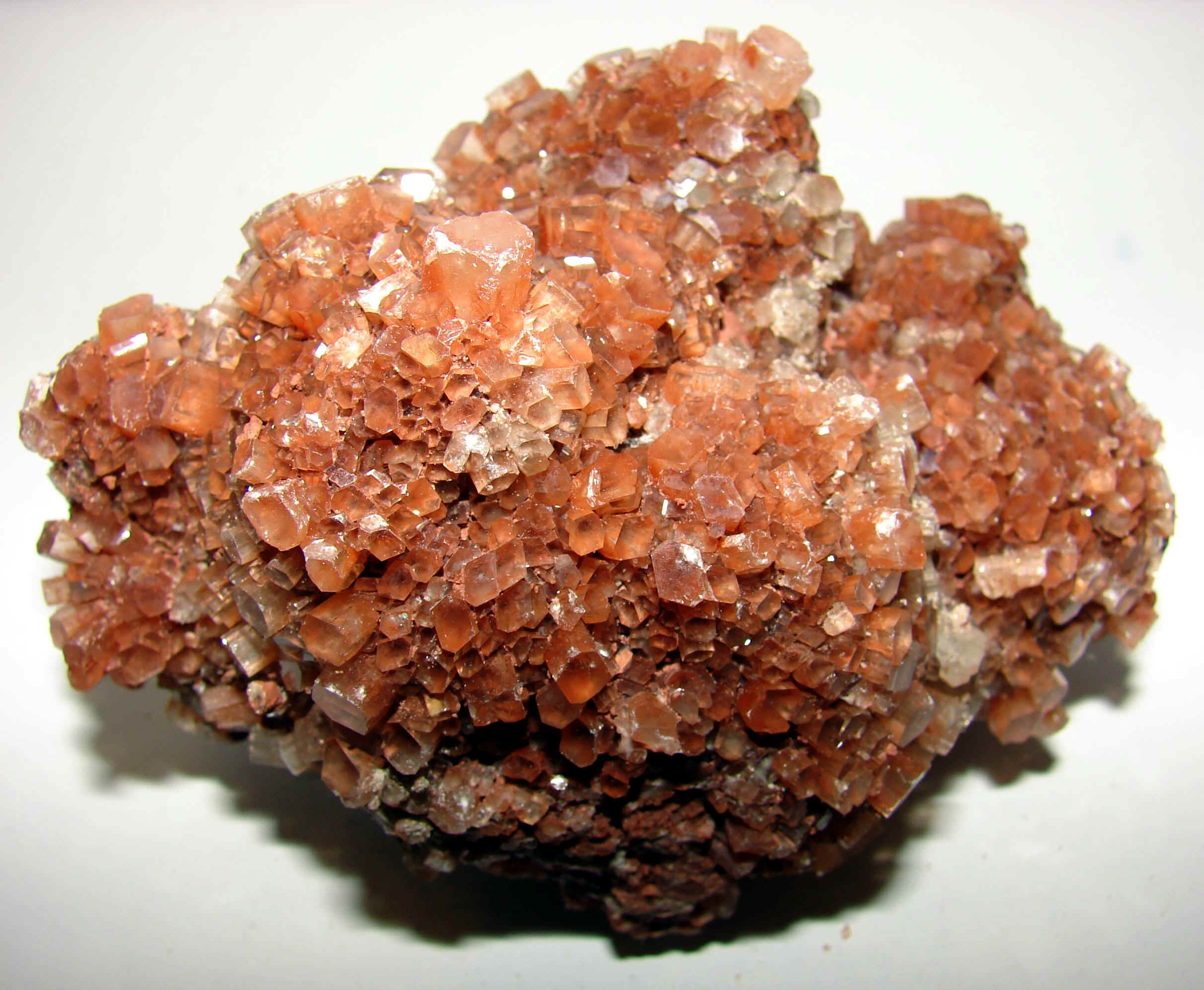 aragonite-12.jpg (582341 bytes)