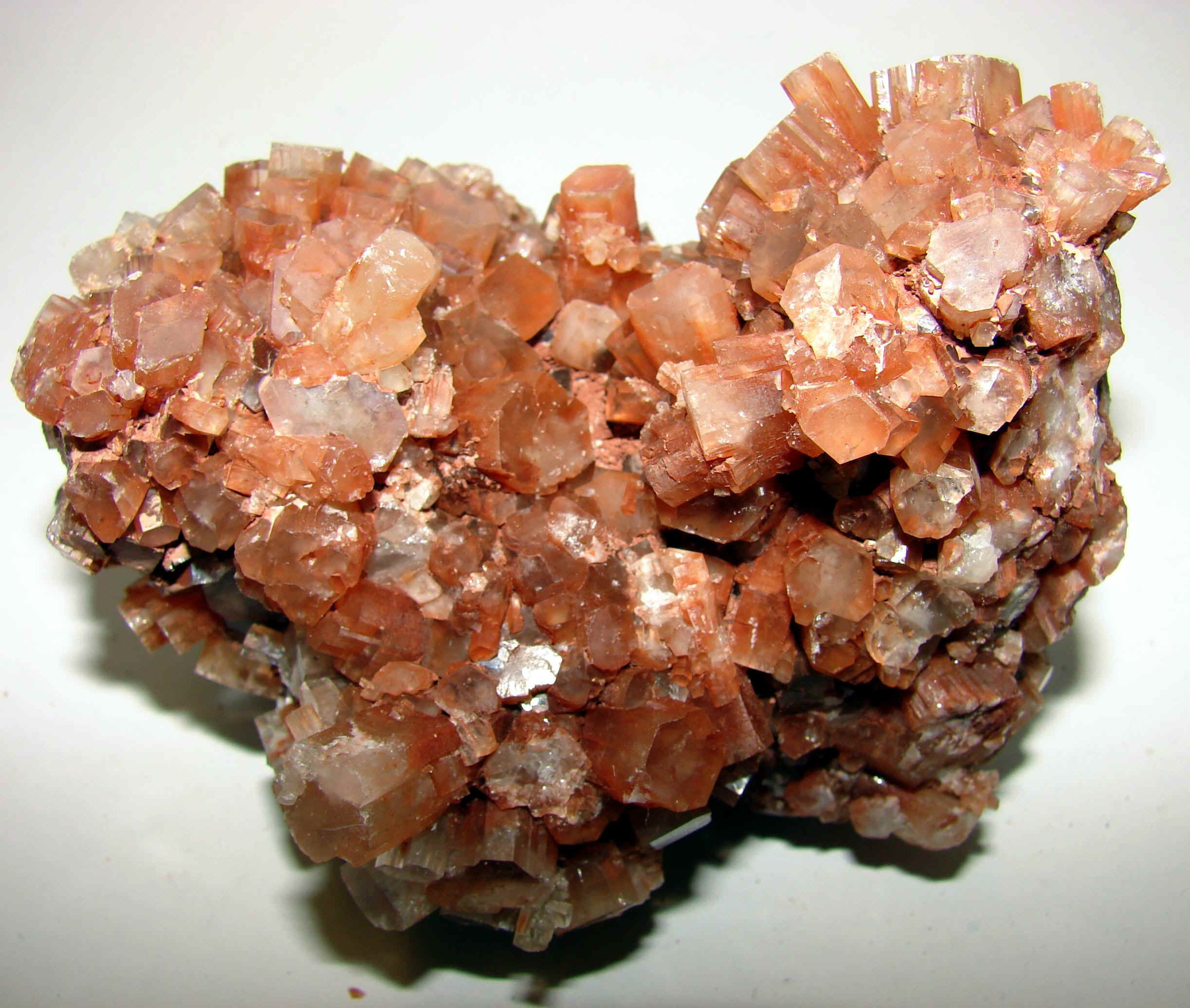 aragonite-16.jpg (582341 bytes)