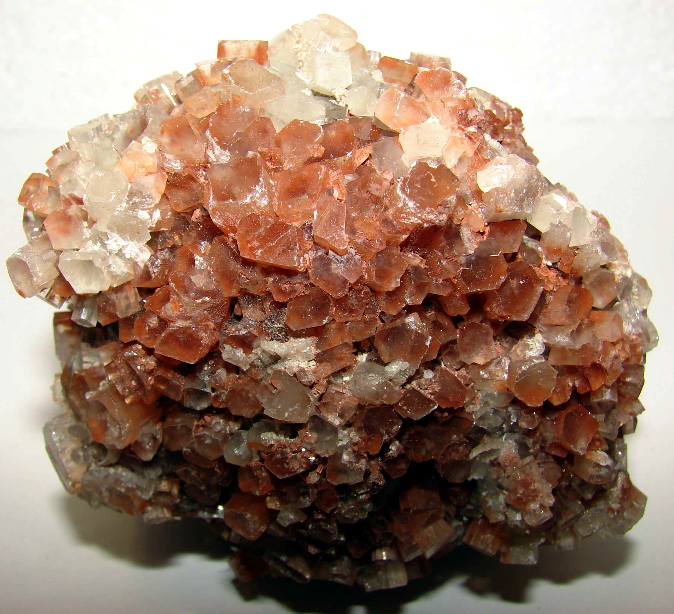 aragonite-8.jpg (582341 bytes)